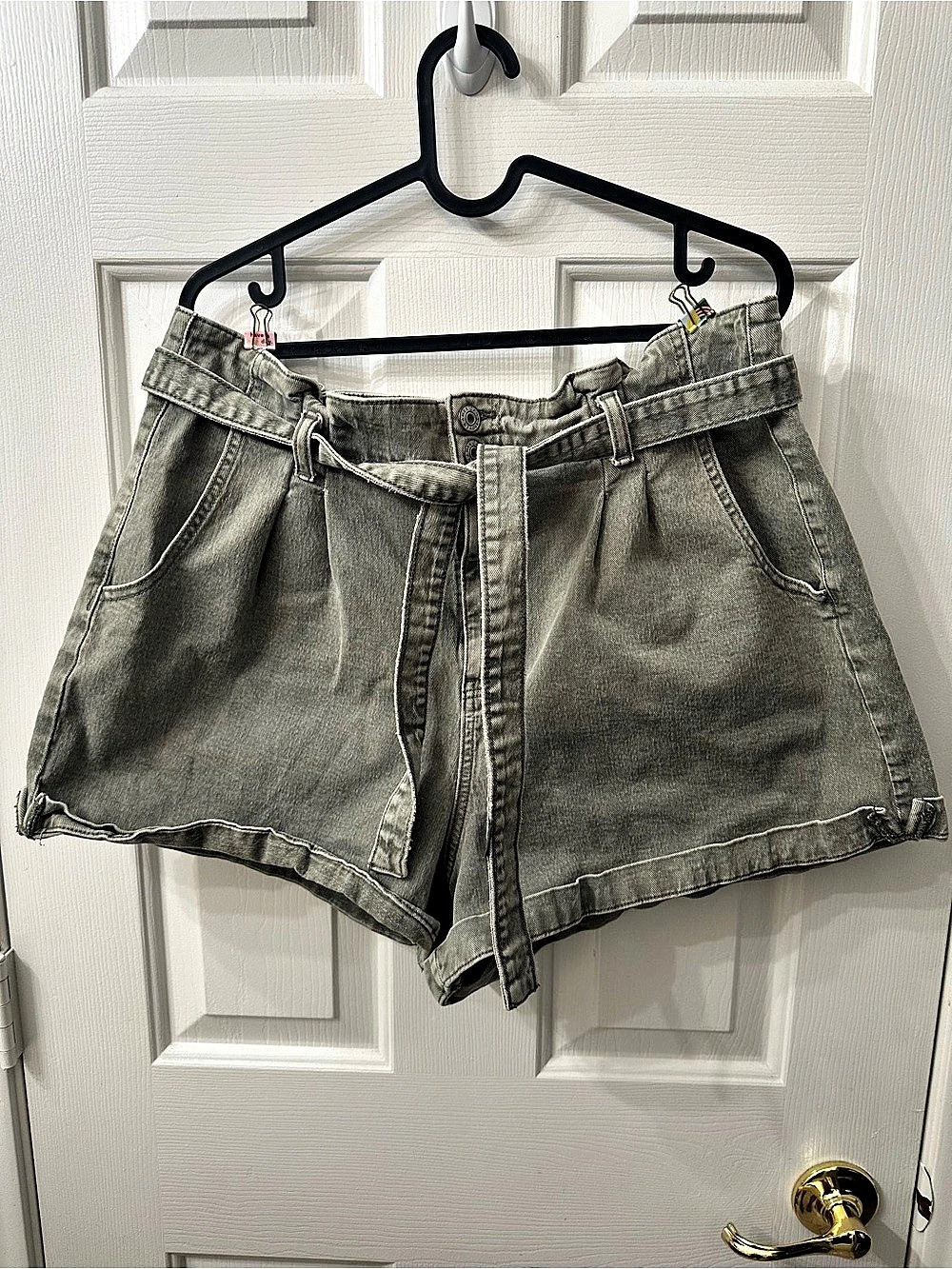 American Eagle Shorts Denim Shorts Gray Tie Belt Buttons Pockets 16